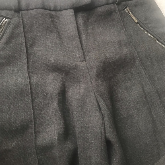 Dark gray Michael kors pants with skinny legs stretchy - Picture 3 of 11